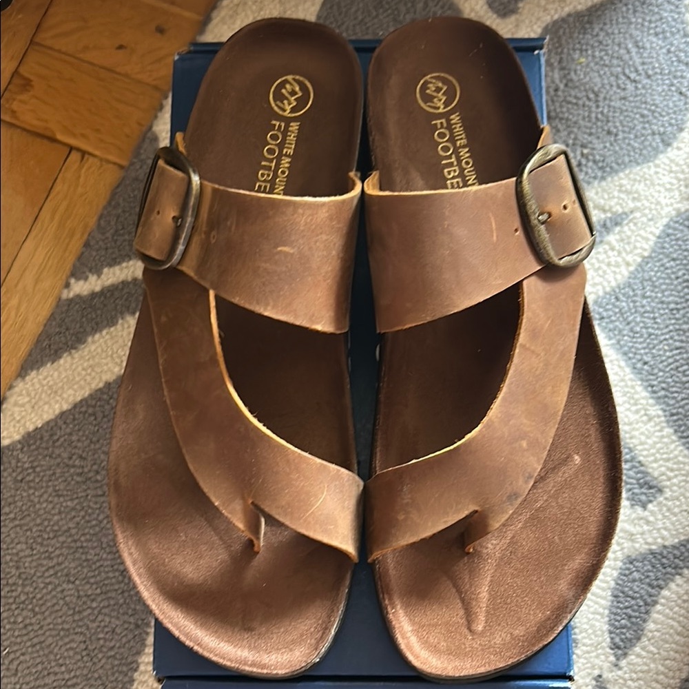 White Mountain Leather Sandals